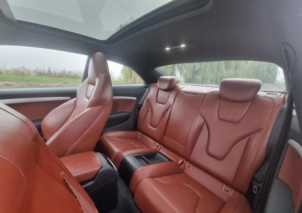 Audi S5 cena 64000 przebieg: 195000, rok produkcji 2009 z Szepietowo małe 352
